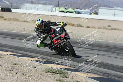 media/Oct-30-2025-Racers Edge (Thu) [[dabbdaf680]]/3-B Group/Session 3 (Turn 15 Inside)/